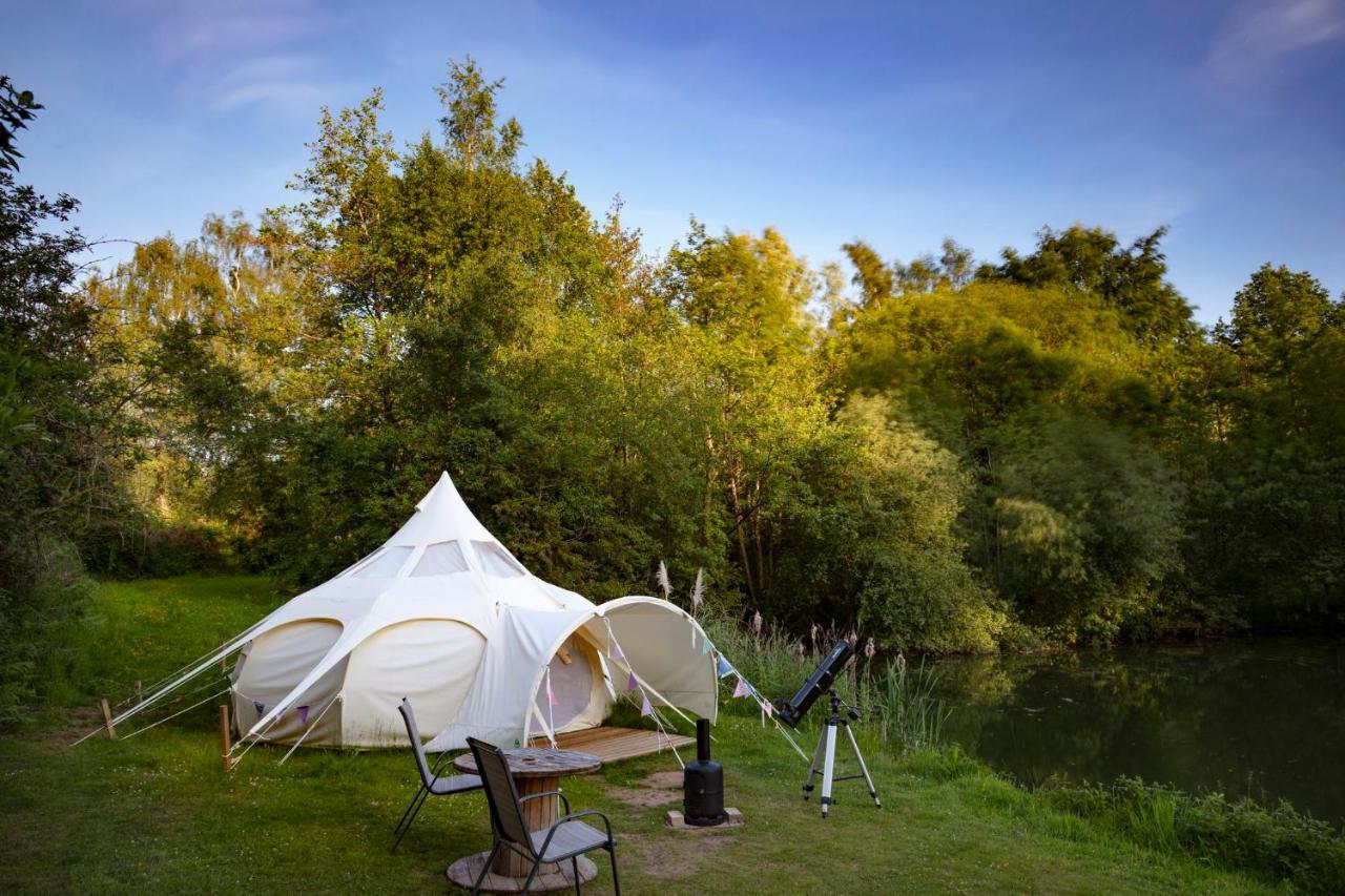 Lloyds Meadow Glamping Hotel Chester Buitenkant foto