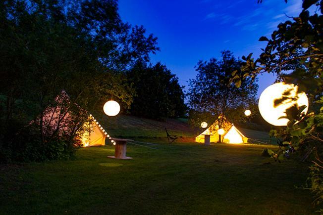 Lloyds Meadow Glamping Hotel Chester Buitenkant foto