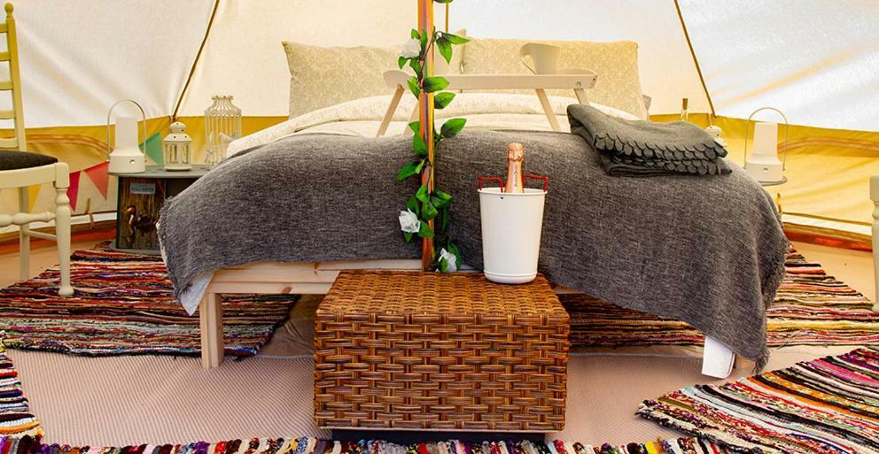 Lloyds Meadow Glamping Hotel Chester Buitenkant foto