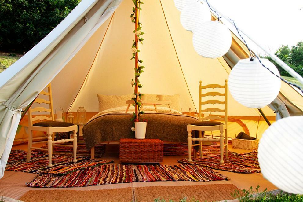 Lloyds Meadow Glamping Hotel Chester Buitenkant foto